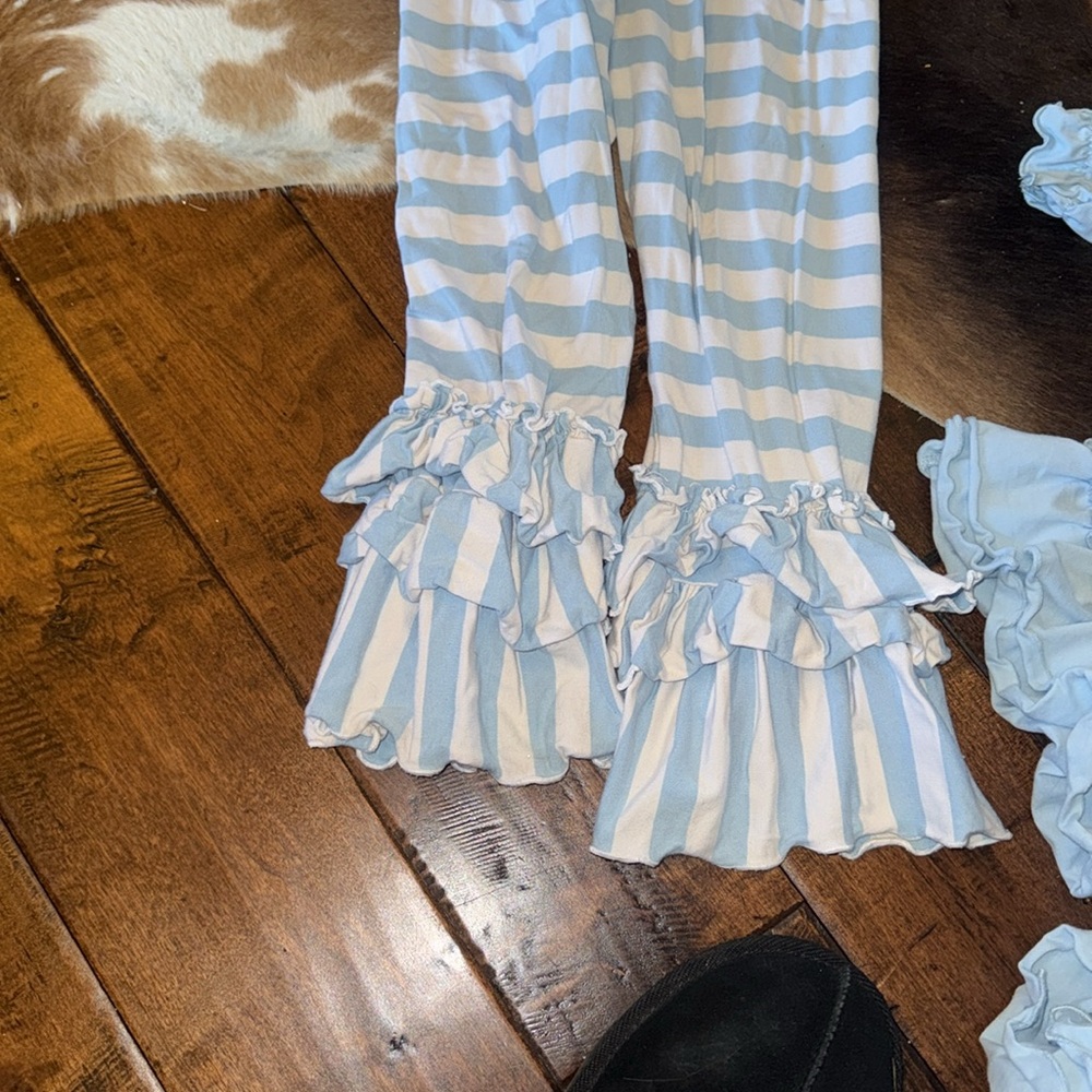 smocking bug set - Picture 4 of 4